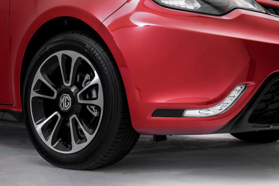 Детали экстерьера MG3 3Style 2013 года  (UK) (фото 10 из 33)
